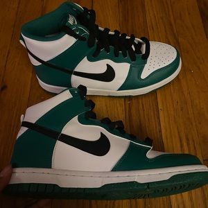 Nike Dunk High GS 5Y “Celtics”
